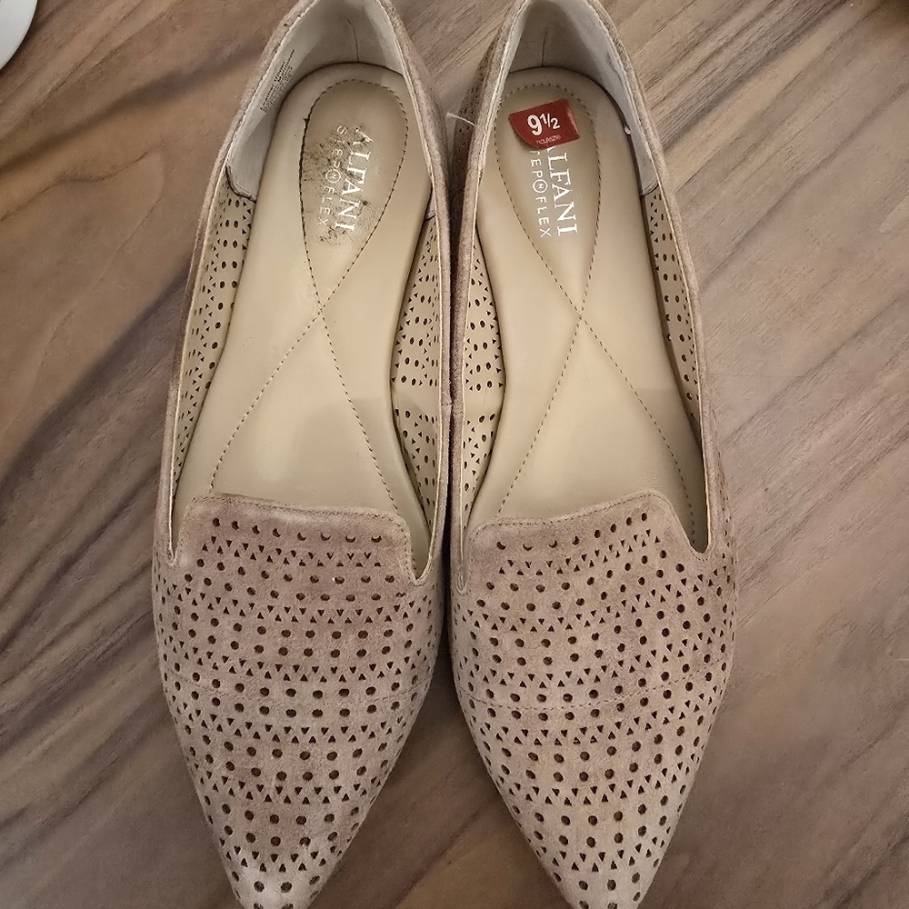 Alfani Women's Beige Loafers